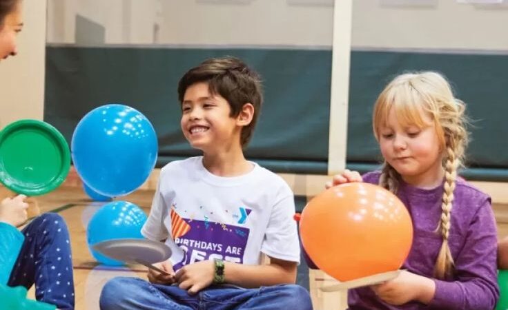 Khi nào cần đưa trẻ đi khám tự kỷ? Những dấu hiệu nhận biết sớm và phương pháp dạy trẻ tự kỷ hiệu quả