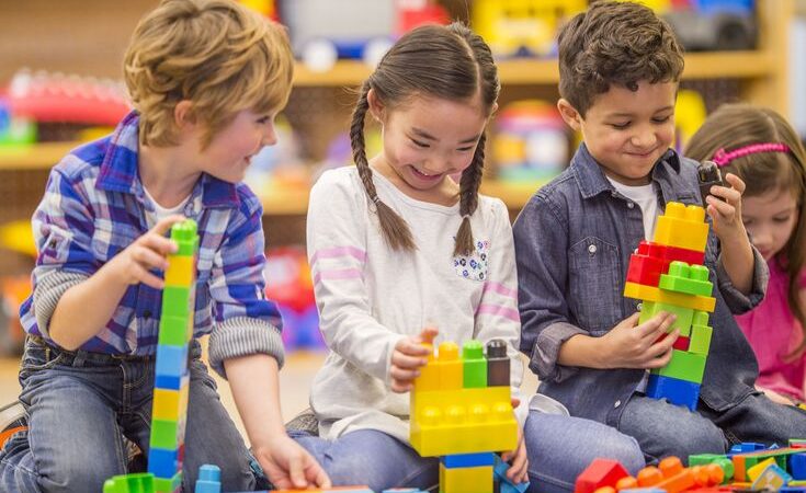 Phương pháp Montessori cho trẻ tự kỷ: Dạy trẻ tự kỷ hiệu quả